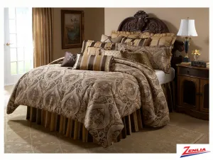 Lucer Comforter Set
